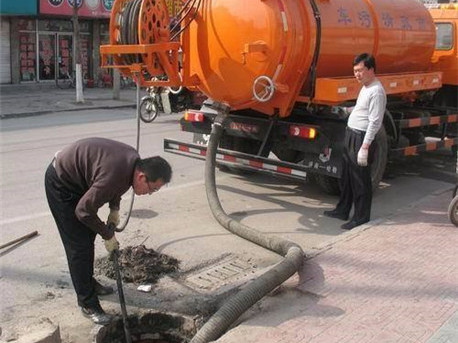 张家川清掏化粪池，健康生活从这里开始